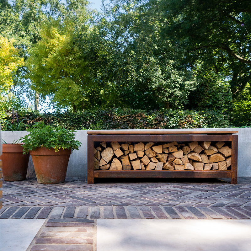 LOGG Holzlager mit Sitzfläche | 120 x 40 x 43 cm