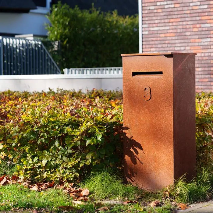 Cortenstaal brievenbus