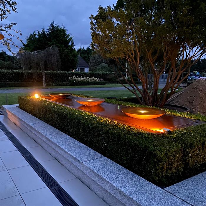 Adezz Watertafel met schalen corten verlichting
