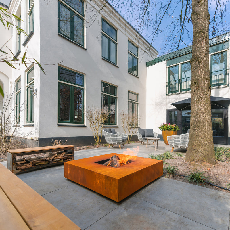 Feuertisch QUAD mit Grillrost 400 aus Cortenstahl | 120 x 120 x 28 cm 