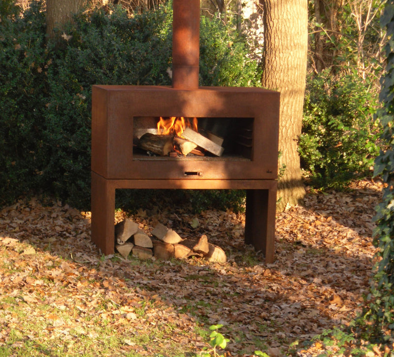 Gartenkamin ENOK 100×50×50 cm – beschichteter Stahl Wandmodell