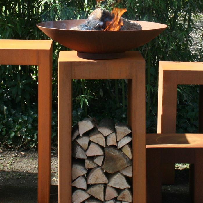 Cortenstaal U-sokkel met houtopslag 50 x 50 x 60 cm