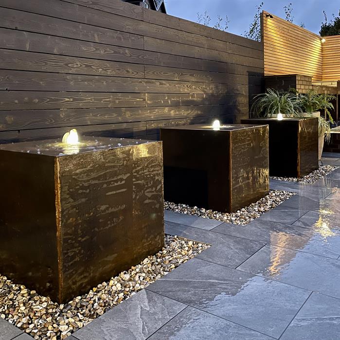 Cortenstaal waterblok, incl. pomp + LED | 300 x 70 x 70 cm