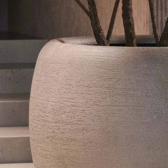 Stonecore planter Moya