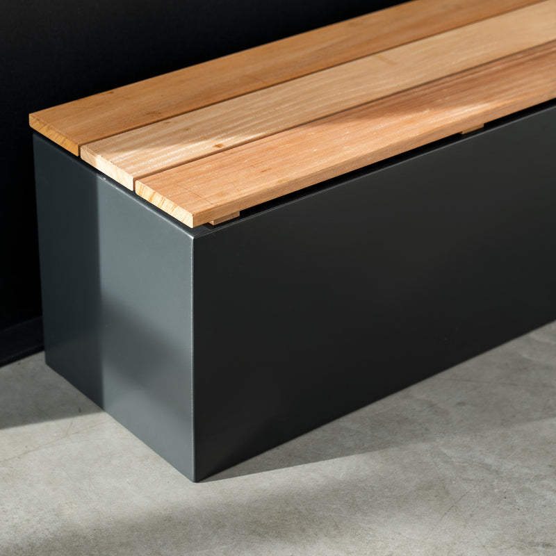Cortenstahl Sockel mit Hartholz-Sitzfläche | 300 x 40 x 43 cm
