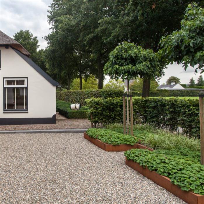 Cortenstaal kantopsluiting buitenhoek gezette rand | 300 x 2 x 100 mm