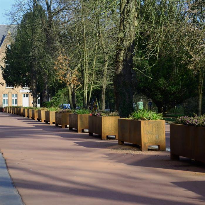 CARREZ met poten 100 x 100 x 60 cm - Cortenstaal plantenbak