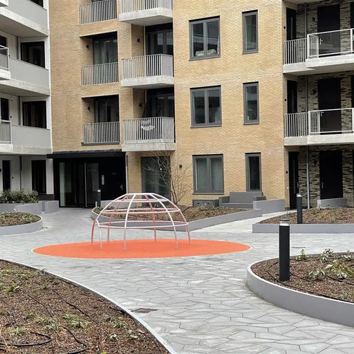 Plantenbak_aluminium_keerwand_rond